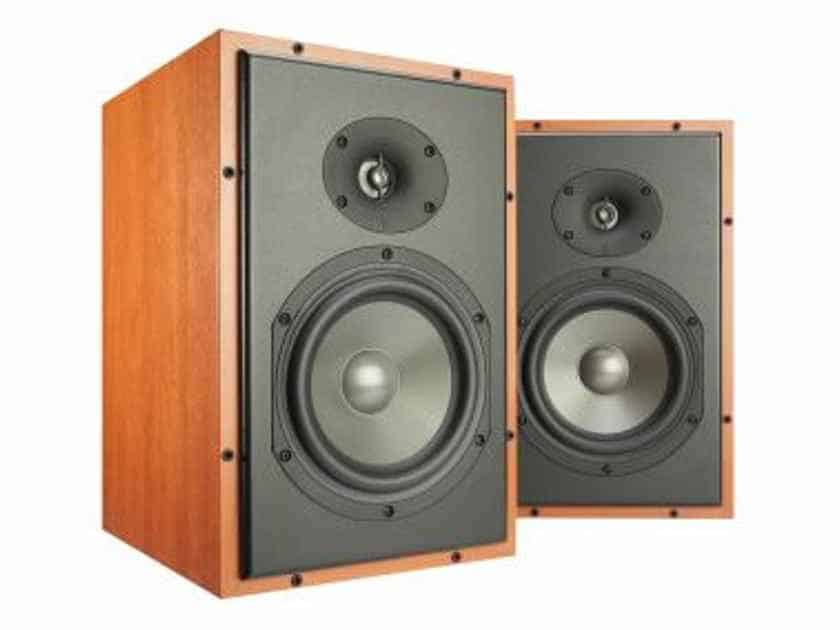 Revel M12 — vue 1