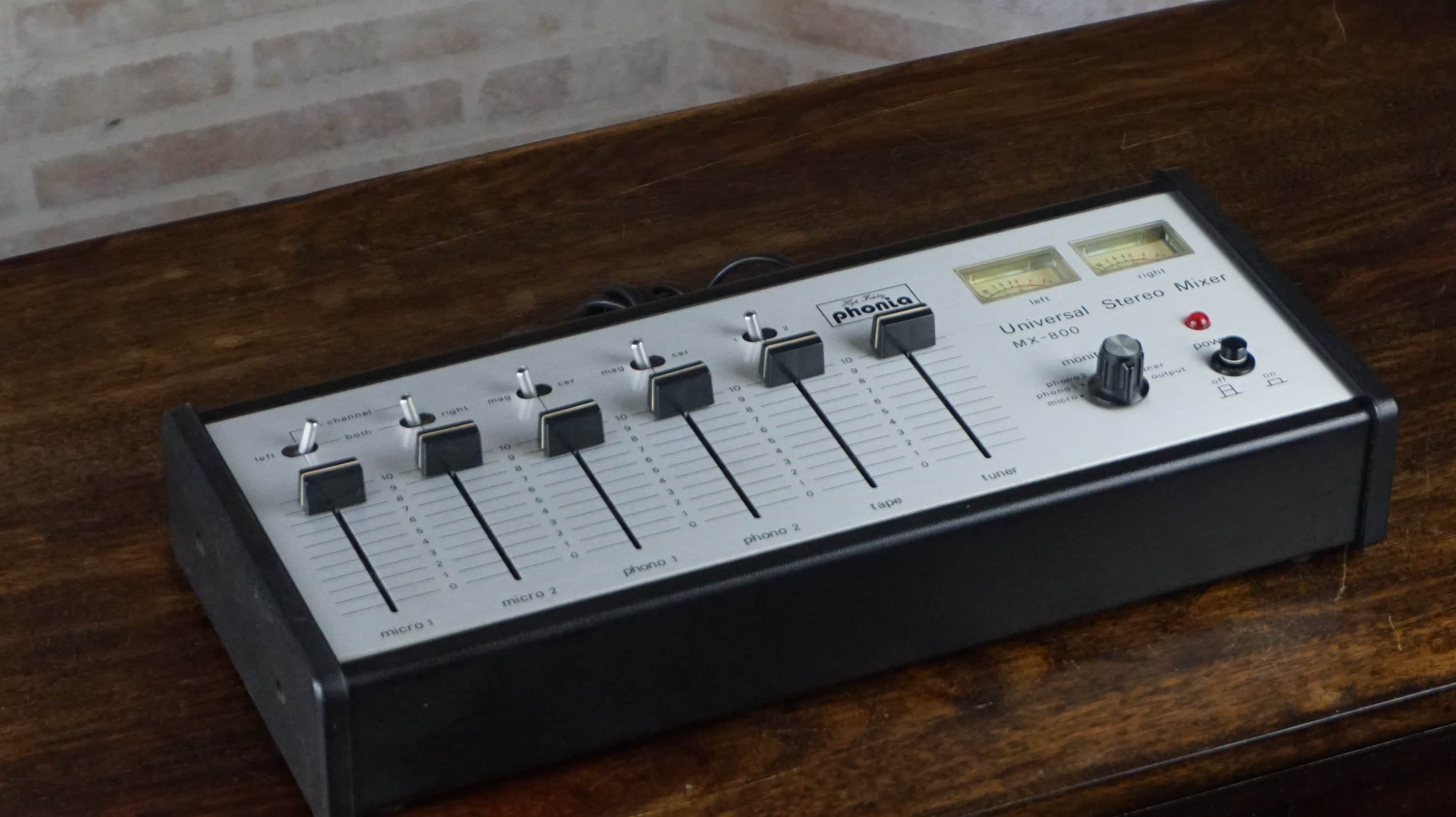 Phonia MX-800 — vue 1