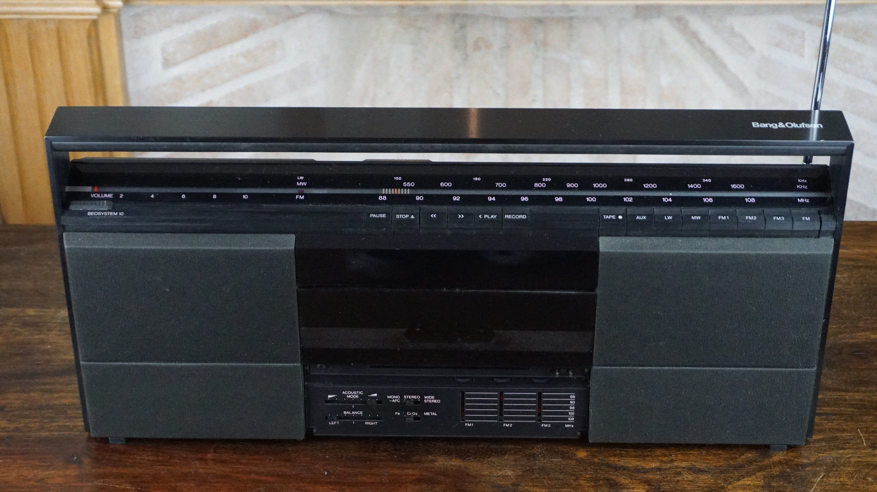 Bang & Olufsen Beosystem 10 — vue 1