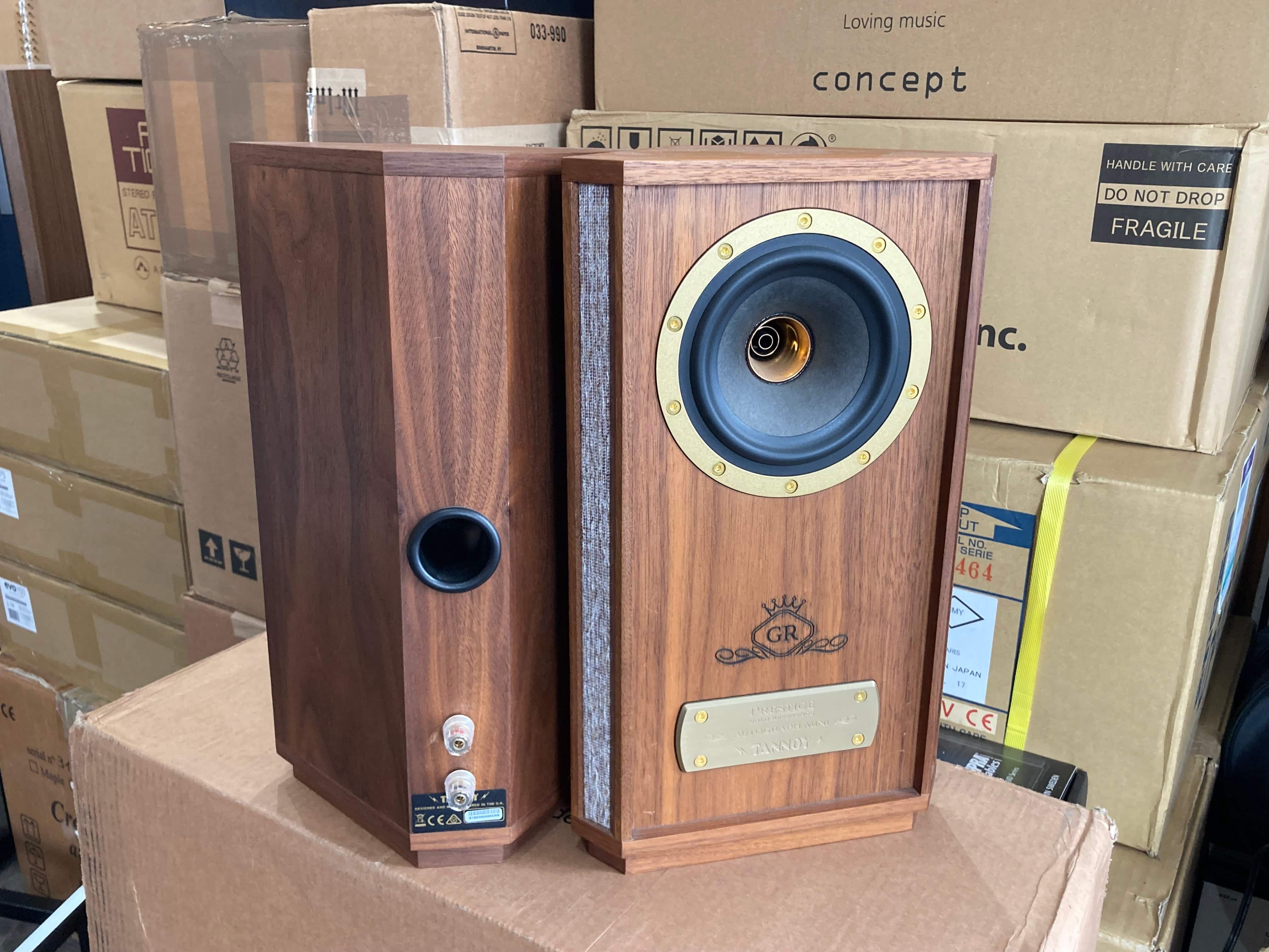 Tannoy Autograph Mini OW — vue 3