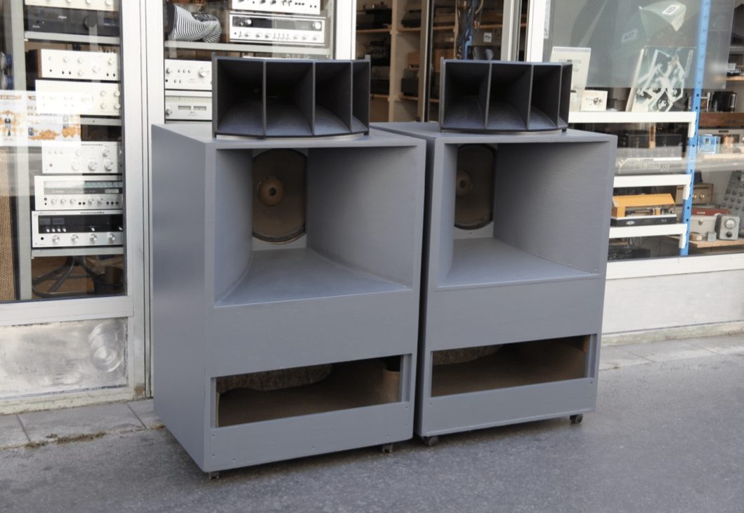 Altec Lansing model A7 pavillon 1 — vue 3
