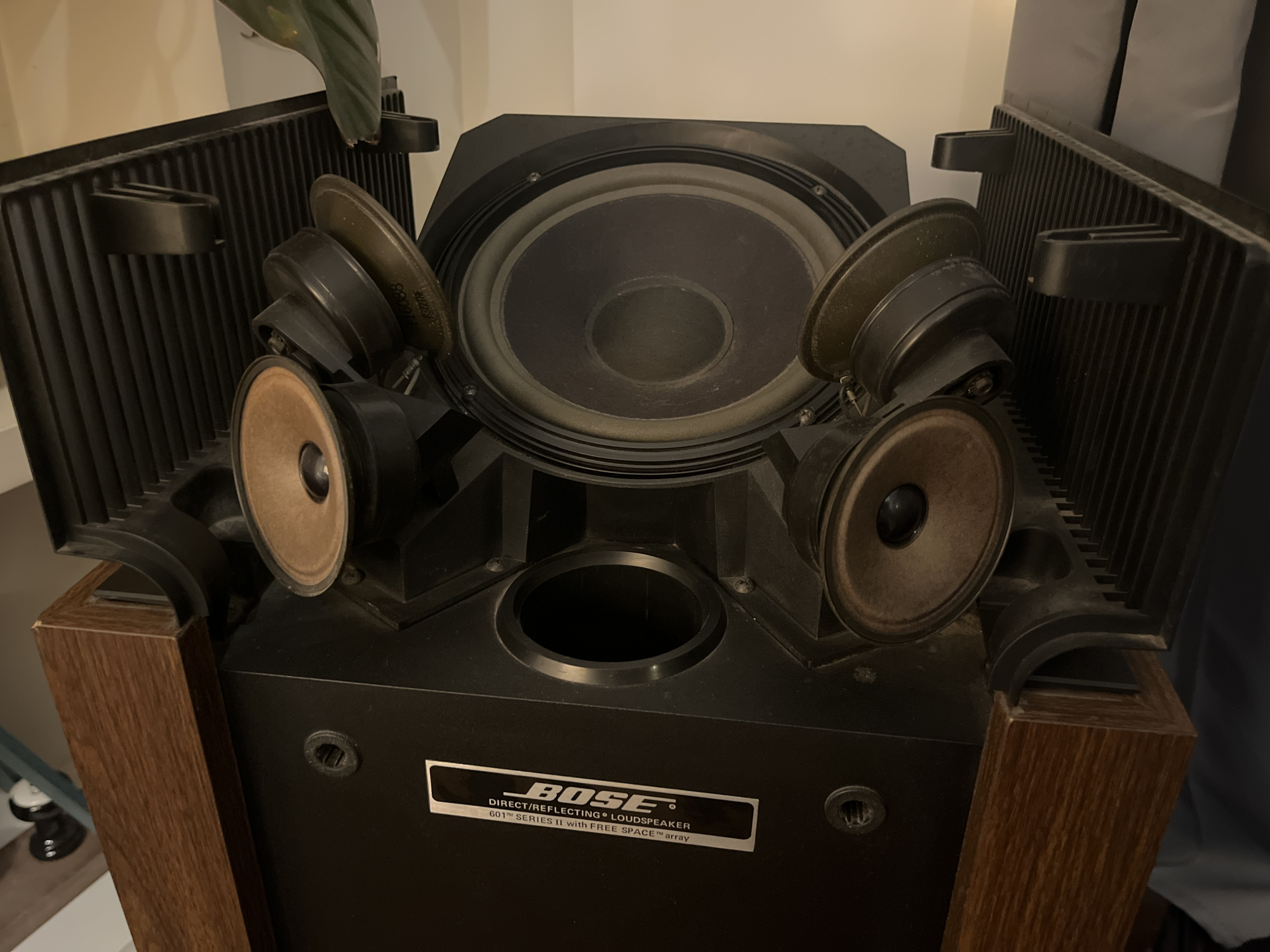 Bose 601 Serie II — vue 2