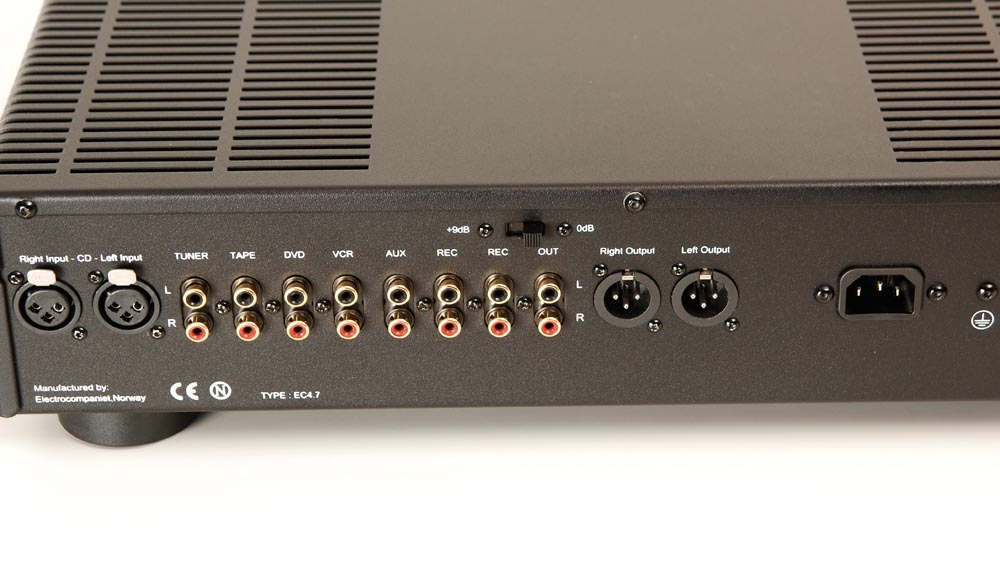 Electrocompaniet EC4.7 — vue 3
