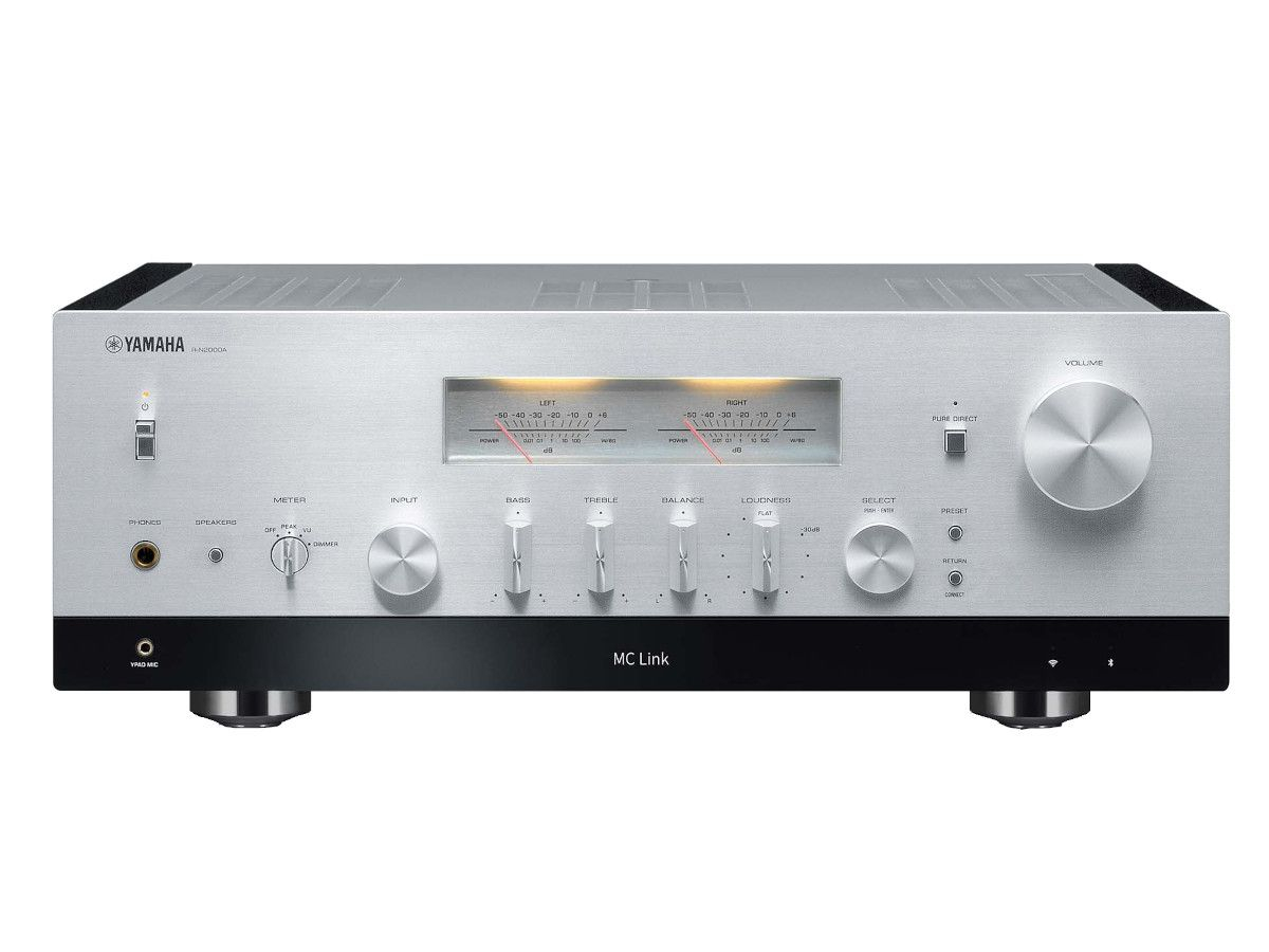 Yamaha RN2000A — vue 3