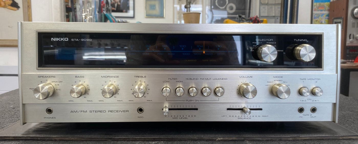 Nikko STA 9090 — vue 1