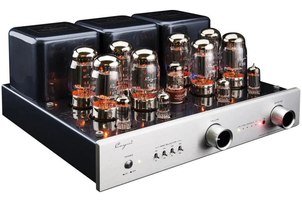 CS100A KT88, vue 1