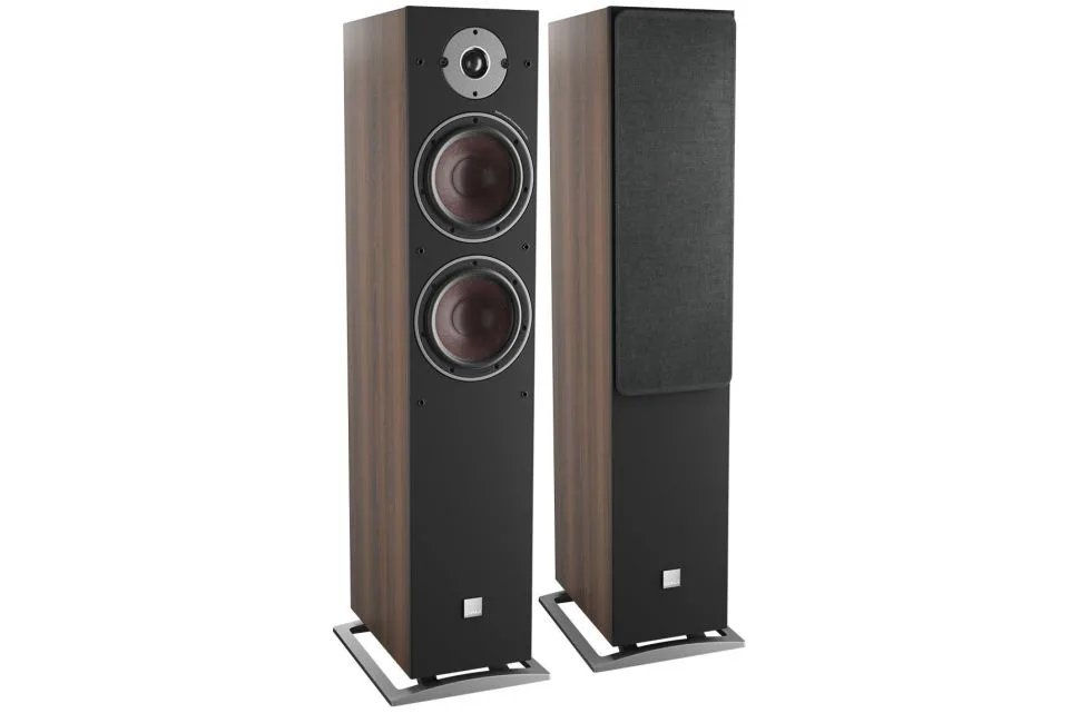 Oberon 7C + SoundHub + NPM-2i BluOS, vue 2