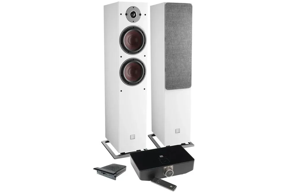 Oberon 7C + SoundHub + NPM-2i BluOS, vue 1