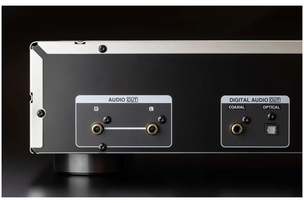 DCD-900NE, vue 4