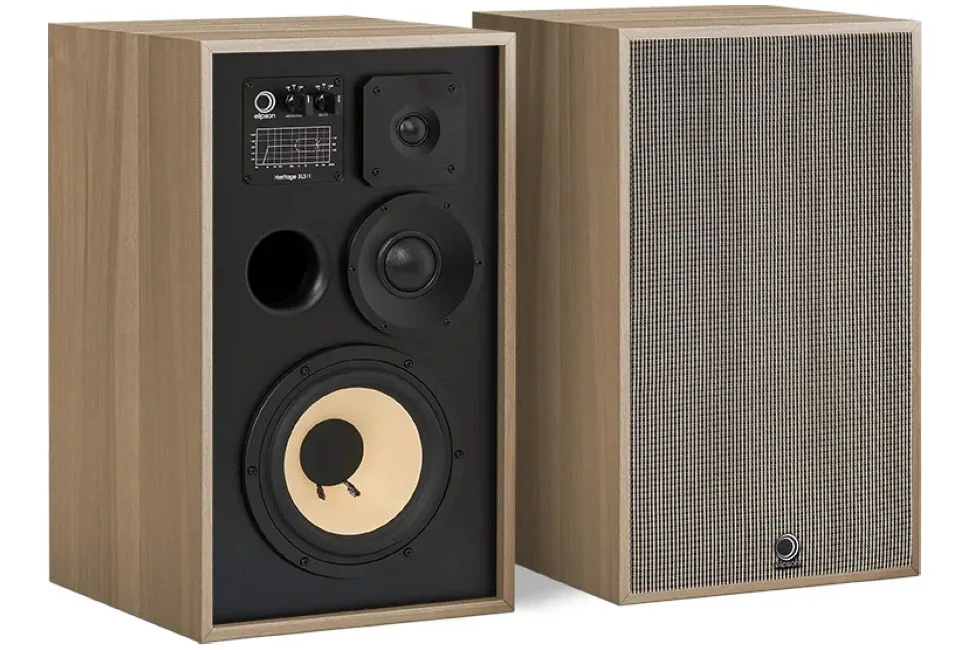 Heritage XLS 11, vue 2
