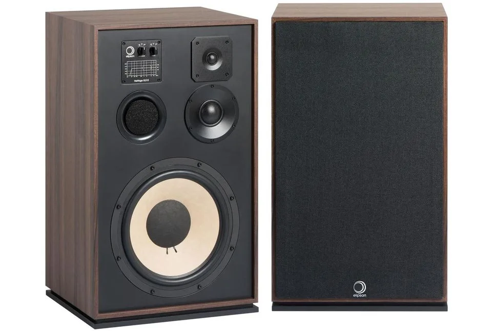 Heritage XLS 15, vue 1