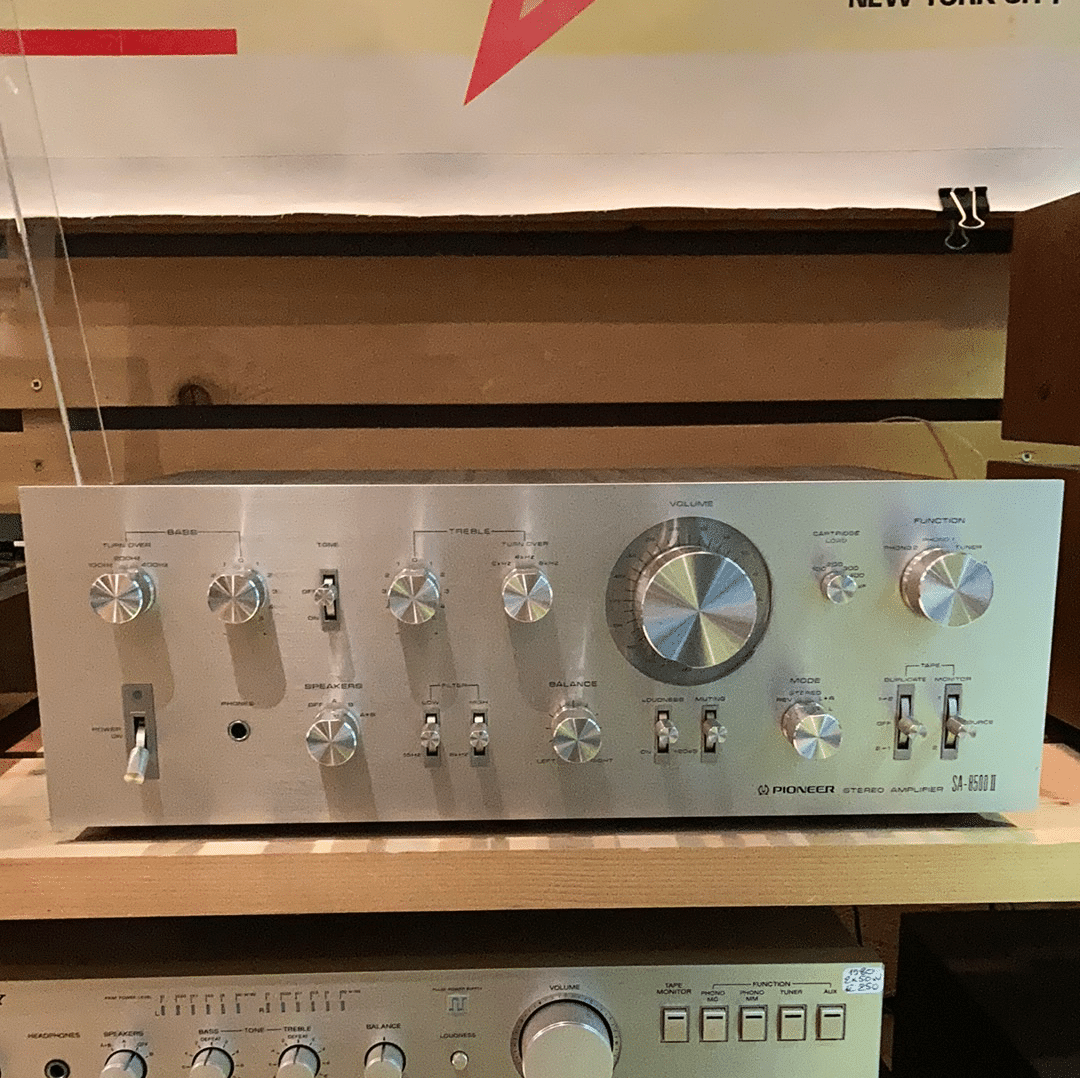Pioneer SA-8500 II — vue 1