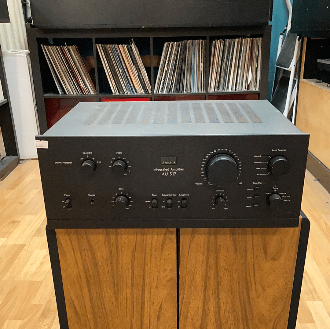 Sansui AU-517 — vue 1
