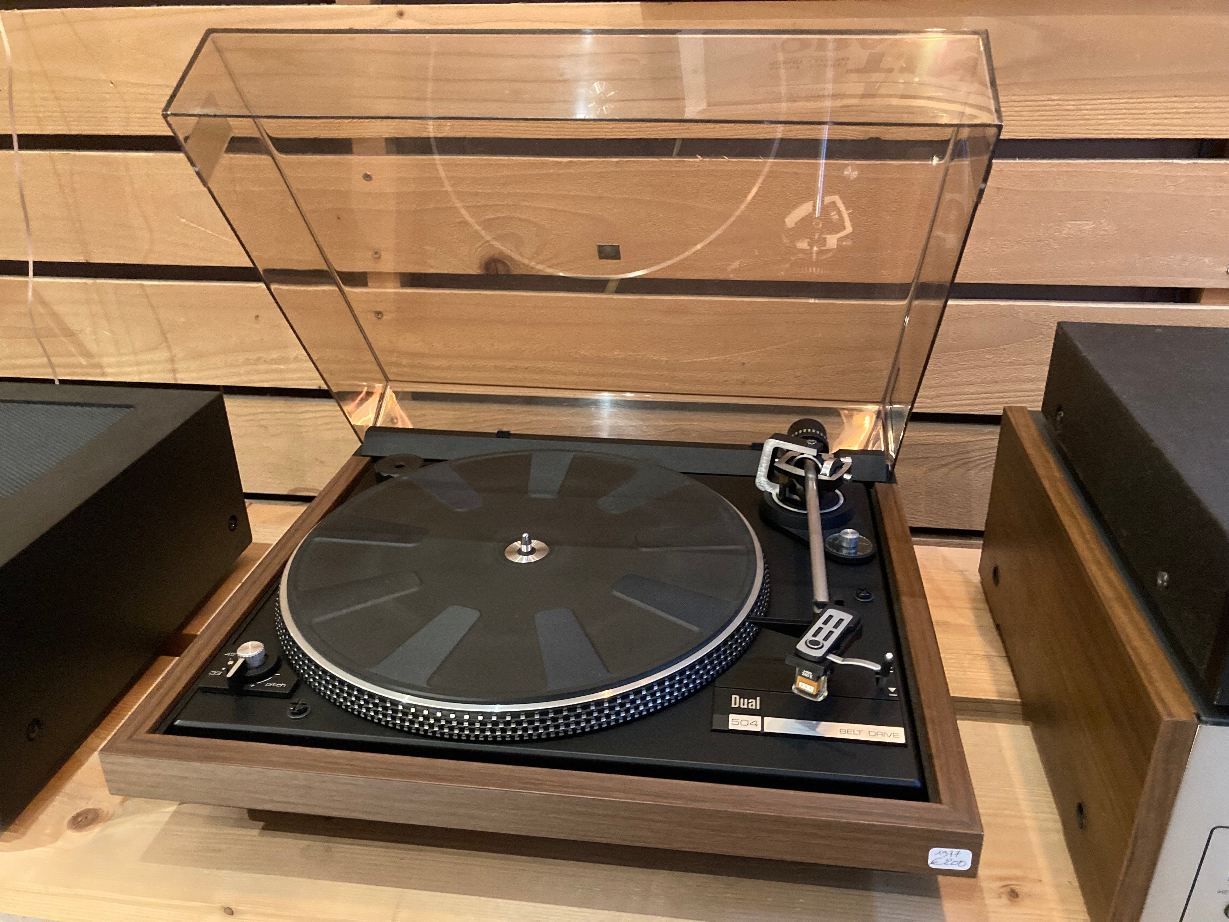 DUAL 504 Belt Drive — vue 1