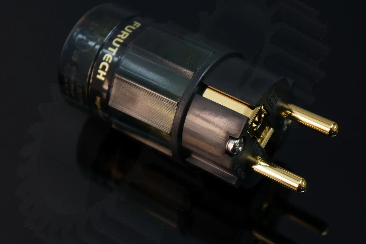 Furutech FI E38(G) N1 Connecteurs secteur Schuko — vue 1