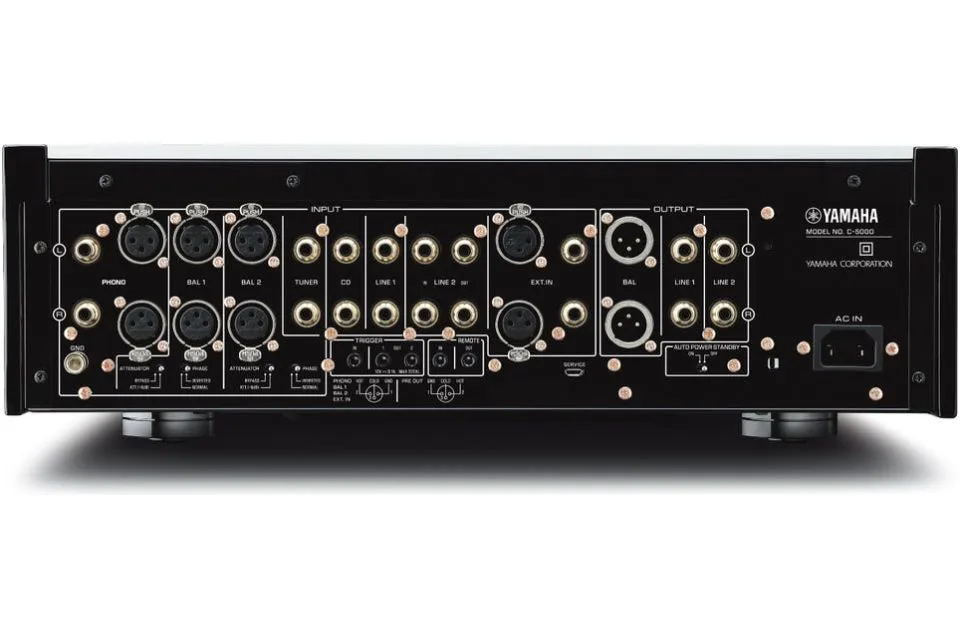 Yamaha C-5000 Préamplificateur — vue 2
