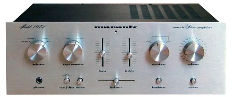 Marantz 1072, vue 1