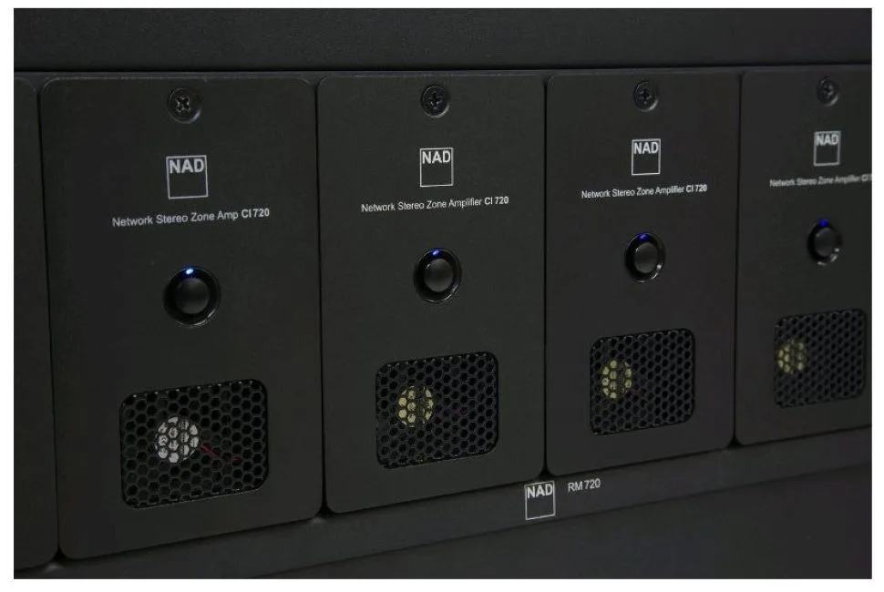CI-720 v2, vue 3