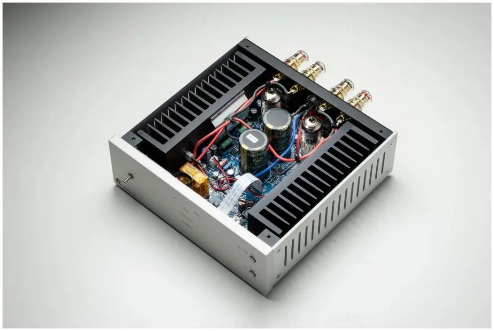 Amp Box RS2, vue 4