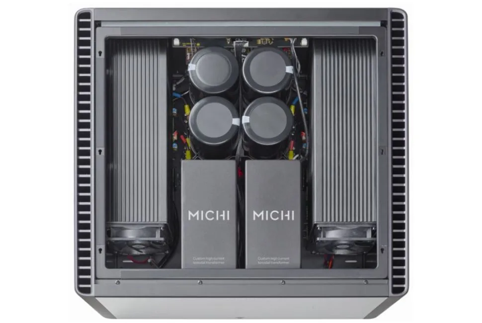 Michi M8, vue 3