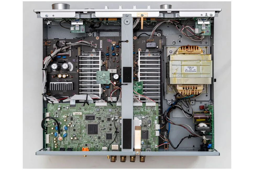 R-N1000A, vue 4